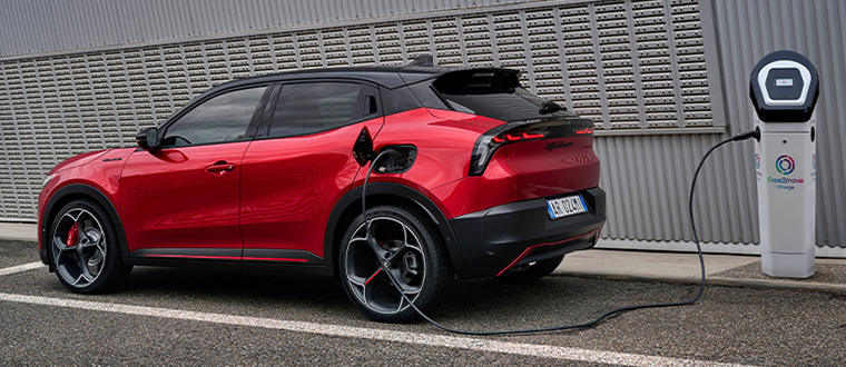 261408_Alfa_Junior_Slider10